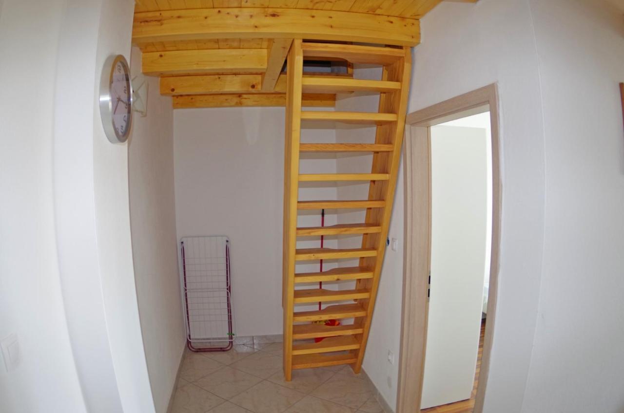 Holiday Apartments In House Sanja Rakalj Eksteriør bilde